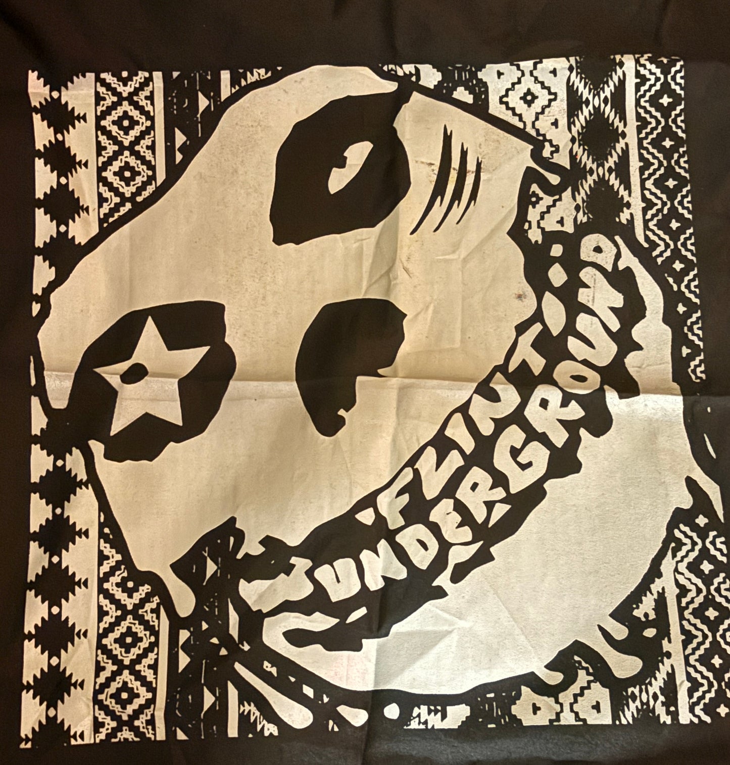 FLINT UNDERGROUND BANDANA (V 1.0)